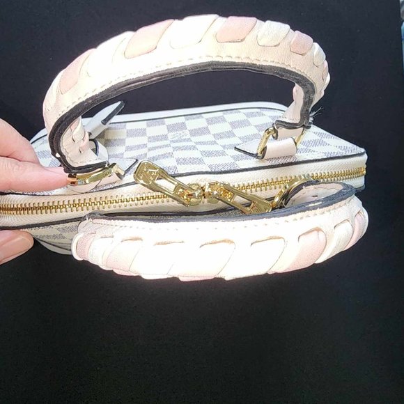 crossbody bag with braided handle design - Picture 4 of 15